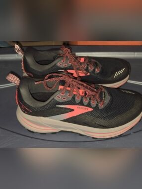 Brooks Women’s Black and Coral GTS Athletic Running Shoes